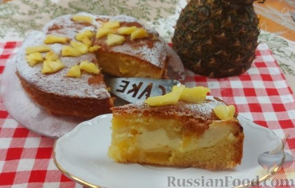 Бисквитный пирог с творожной начинкой и ананасом