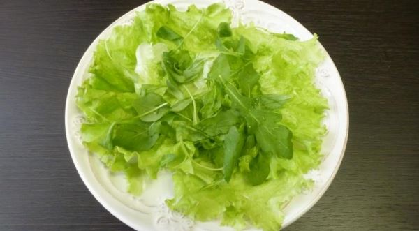 Овощной салат с осьминогом