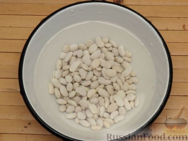 Свекольные котлеты с фасолью, рисом и орехами